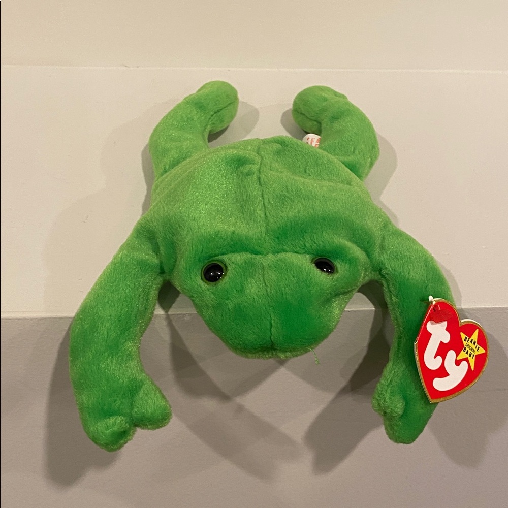 TY Beanie Baby - Legs the Frog - NEW WITH TAGS!  vintage toys toy plush kids